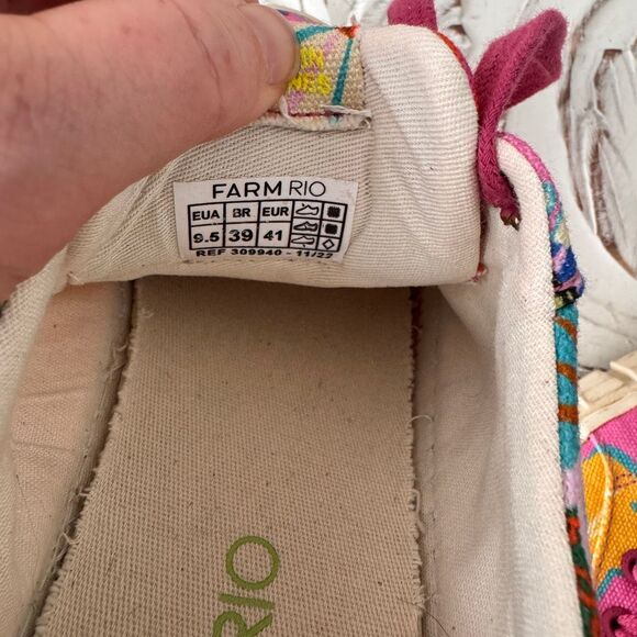 FARM RIO Pink Full Garden Flatform Sneaker SIZE 9.5 - Picture 9 of 9